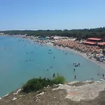 Trilocale Con Doppio Giardino 9
